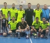 Tots els premiats amb l'equip "Los 12 apóstoles" al centre