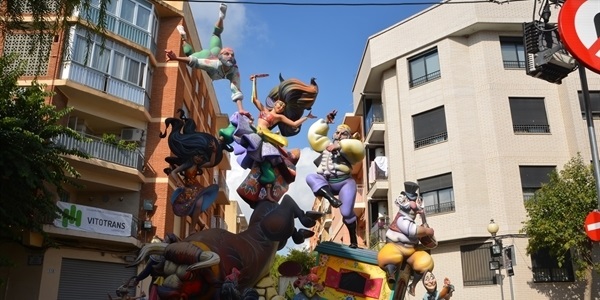 La Falla Barri del Carme guanya el 1r premi de les falles 2020