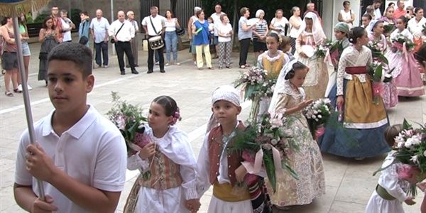 Festes Mare de Déu de Montserrat · Ofrena de Flors