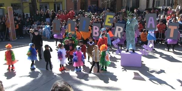 FALLES 2024 · Cavalcada Ninot Infantil · Falla Barri del Carme