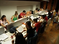 estudiants_biblioteca_picanya